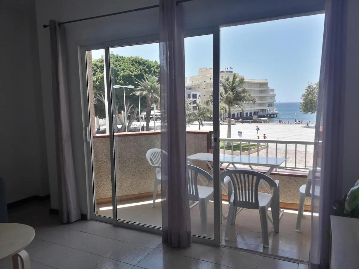 Apartamento Centro Plaza El Medano 0*, El Medano (Tenerife) Spain
